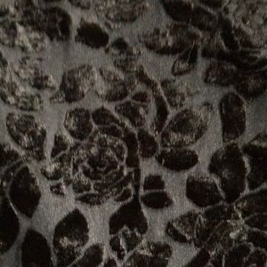 Velvety rose print dress